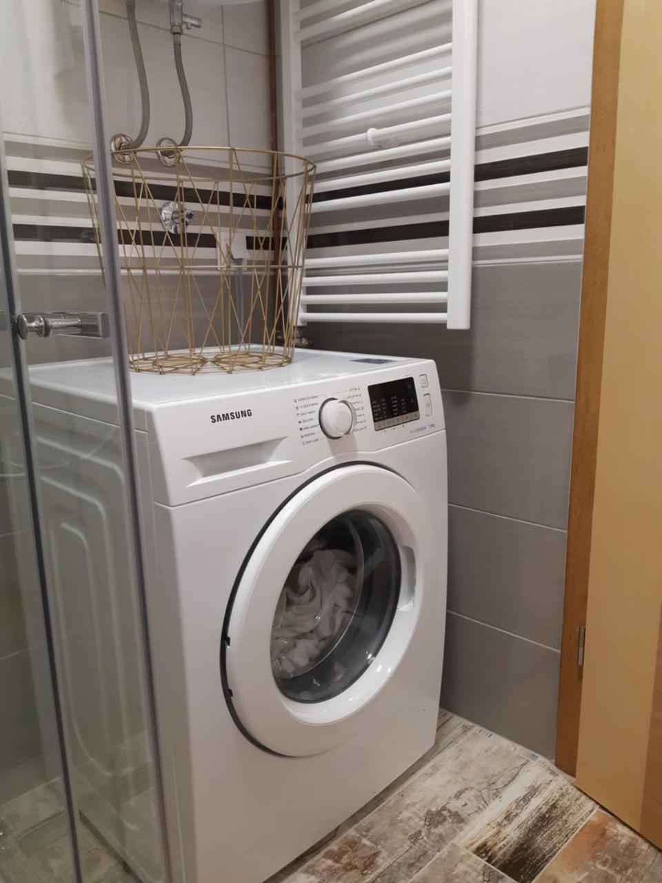 Emina Apartment *